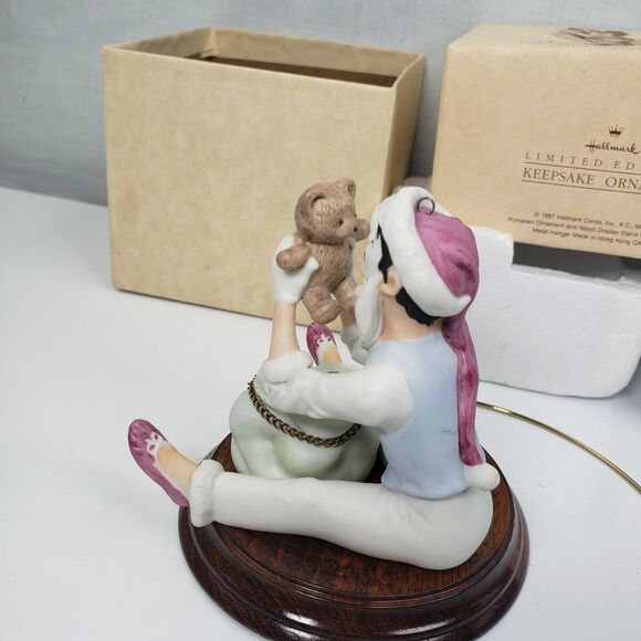 Hallmark Keepsake 1987 Christmas Time Mime Hand Paint Limited Edition Ornaments - Picture 12 of 16